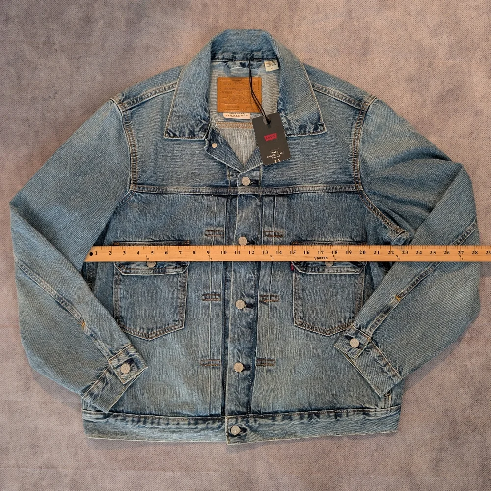 Levi's Washed Blue Denim Trucker Jacket - Picture 4 of 12